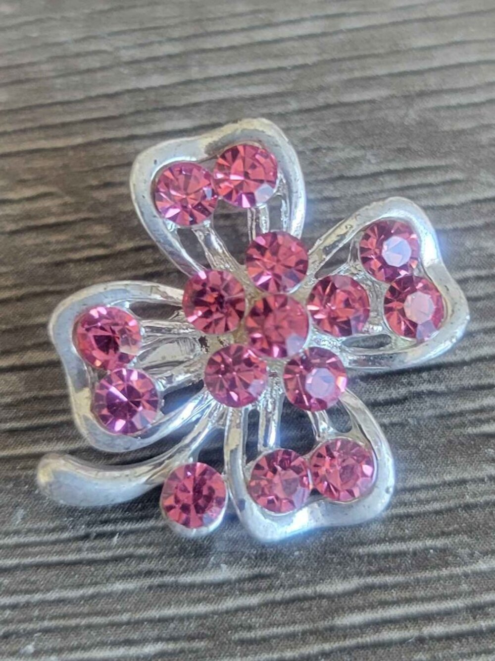 VISLAND lady brooch pink four leaf clover